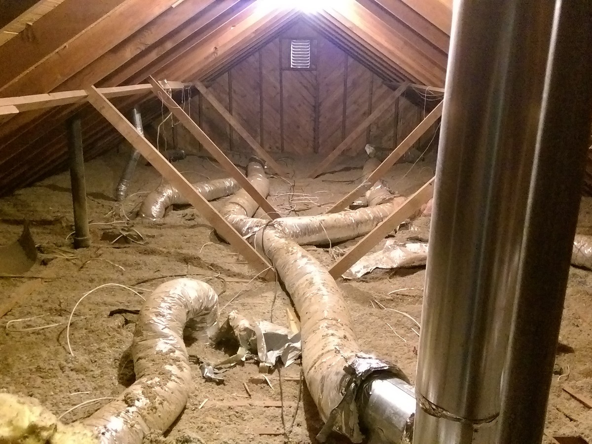 Attic air duct sealing and insulation in Kingfisher, Oklahoma, Hartzell's Heat & Air