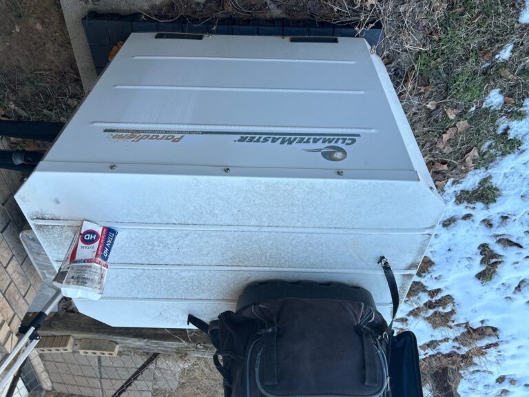 Geothermal heat pump equipment in Guthrie