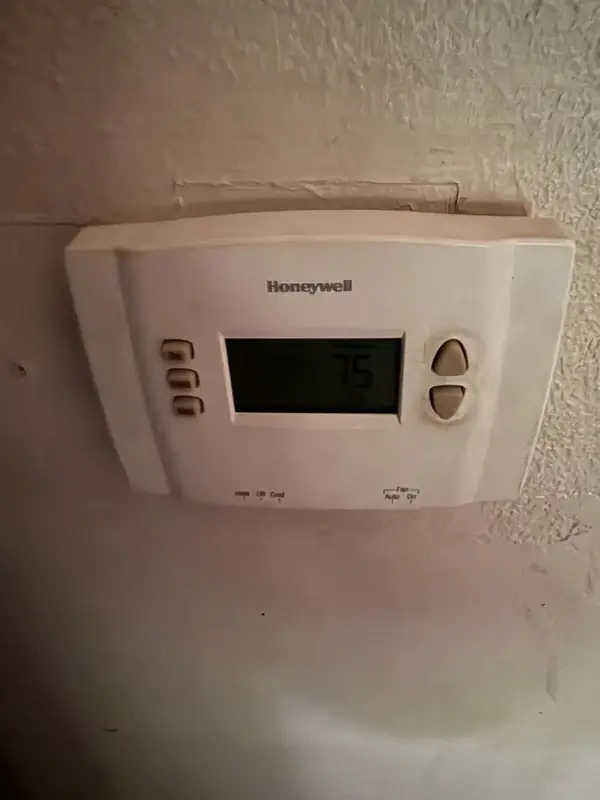 Wall thermostat, blower motor replacement in Kingfisher, OK